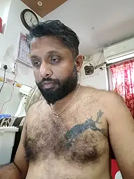 Snapshot of carria_homes chatting on 12/30/24, 06:53 carria homes online show from 12/30/24, 06:53