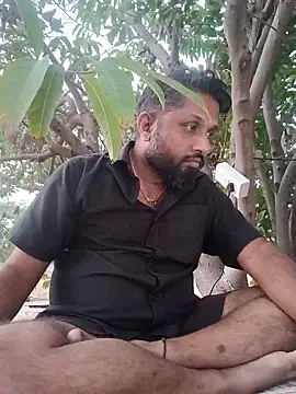 Snapshot of carria_homes chatting on 01/13/25, 12:56 carria homes online show from 01/13/25, 12:56