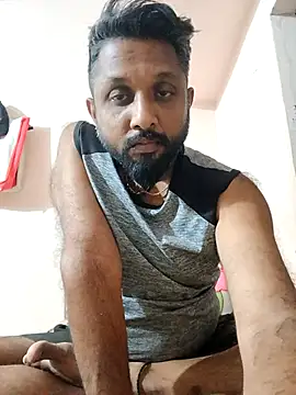 Snapshot of carria_homes chatting on 02/15/25, 06:23 carria homes online show from 02/15/25, 06:23