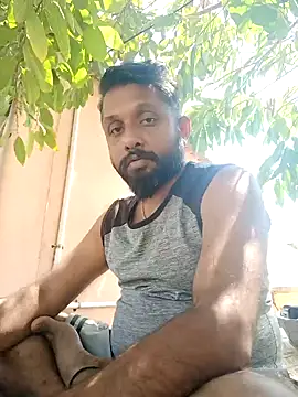 Snapshot of carria_homes chatting on 02/21/25, 07:45 carria homes online show from 02/21/25, 07:45