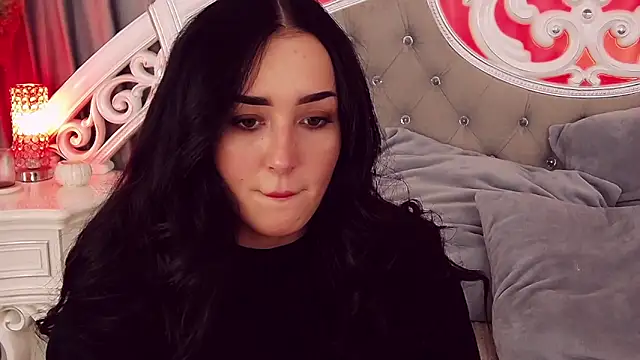 KimKhallifa online show from 02/11/25, 12:05