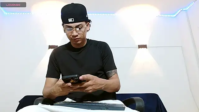 Br4ndxpimm online show from 11/01/25, 07:49