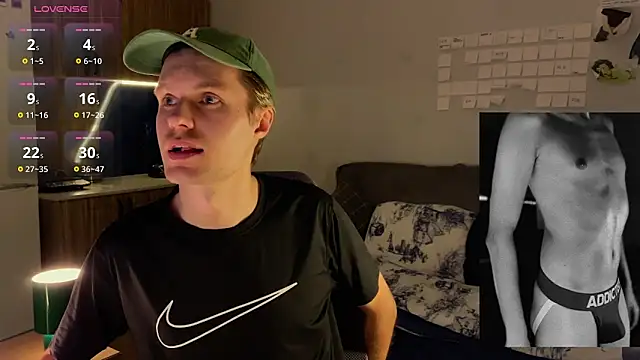 Leonnextdoor online show from 02/22/26, 04:27