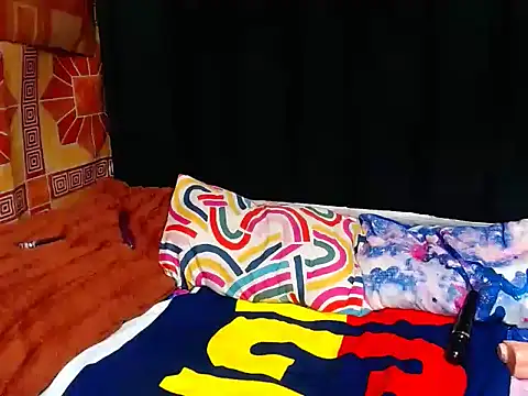 Thickbootykim online show from 05/16/26, 12:07
