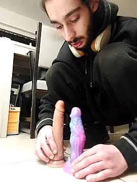 Levi Latino online show from 02/06/25, 12:43