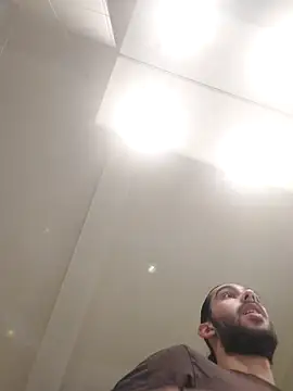 Levi Latino online show from 11/07/25, 09:15