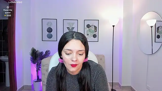 amelia cherry online show from 02/12/25, 11:40