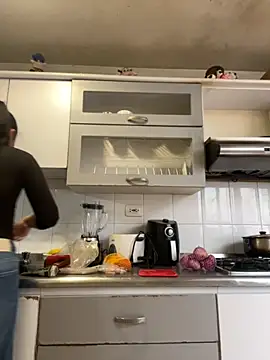 amelia cherry online show from 09/17/25, 07:26