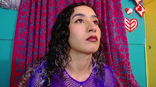 valerie mase online show from 11/17/25, 06:46