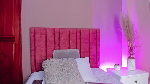 EloiseQuinn online show from 11/05/25, 02:06