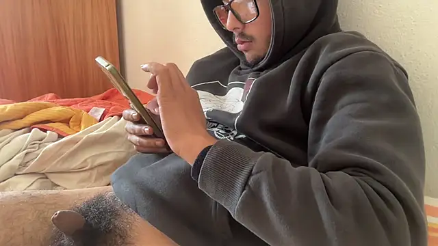 Snapshot of mauri200 chatting on 04/16/26, 08:26 mauri200 online show from 04/16/26, 08:26