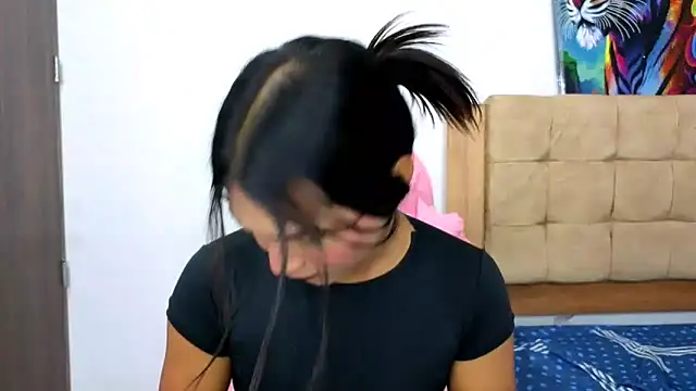 Miss noah18 online show from 02/18/26, 10:17