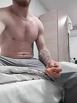 Snapshot of parasexucat chatting on 01/06/25, 03:42 parasexucat online show from 01/06/25, 03:42