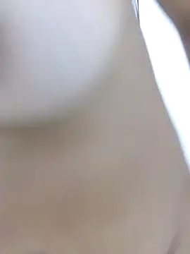 Brendabluee online show from 01/21/25, 01:29