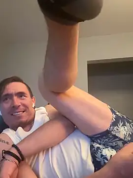 Snapshot of Borodanw chatting on 12/27/24, 02:04 Borodanw online show from 12/27/24, 02:04