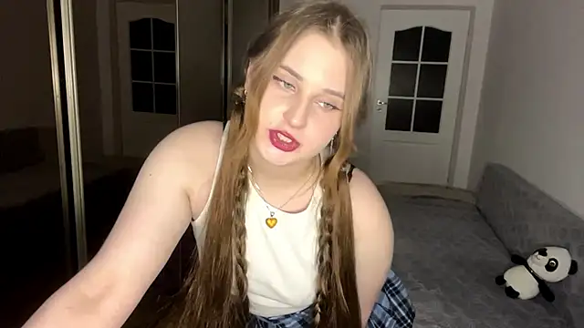 SelinaHope18 online show from 01/12/25, 10:54