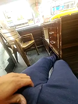 Snapshot of pyasevickybabu563 chatting on 11/25/25, 10:26 pyasevickybabu563 online show from 11/25/25, 10:26