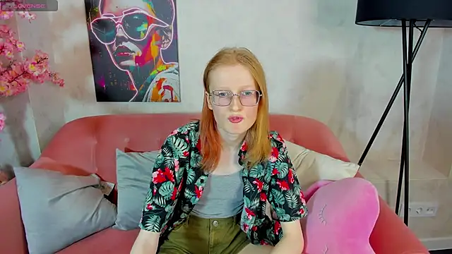 ElizabethHarpper online show from 01/05/25, 04:25