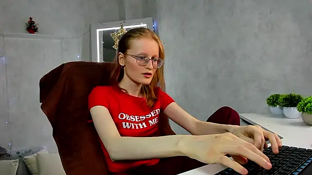 ElizabethHarpper online show from 01/06/25, 04:47