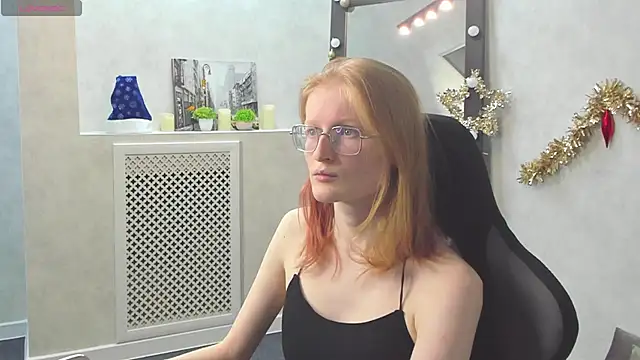 ElizabethHarpper online show from 01/19/25, 01:00