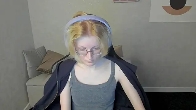 ElizabethHarpper online show from 09/14/25, 08:13