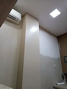 Snapshot of rosifernan chatting on 02/08/25, 10:18 rosifernan online show from 02/08/25, 10:18