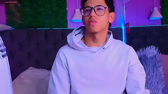 RyanPricee online show from 03/15/26, 04:18