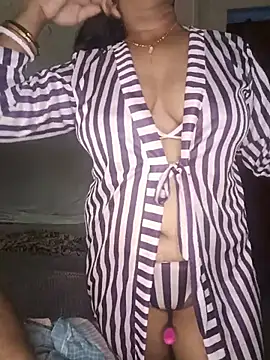 Hot muskaan online show from 07/28/26, 06:20
