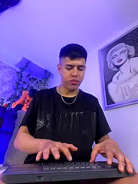 Angel Khouri online show from 10/26/25, 01:11