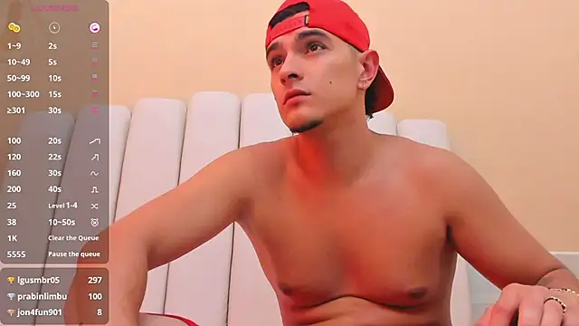 DAVID VICTORIAA online show from 02/01/25, 03:50