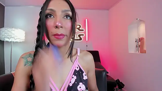 miss   evangeline online show from 03/19/26, 02:04