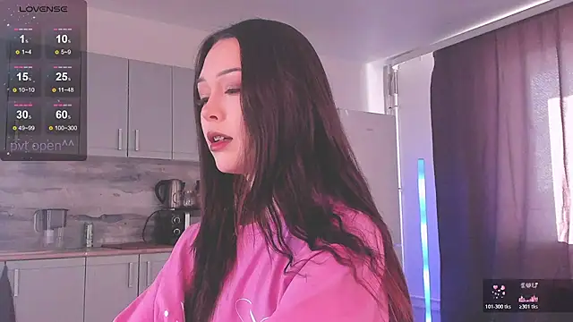 Snapshot of kittenrisha chatting on 10/18/25, 10:16 kittenrisha online show from 10/18/25, 10:16