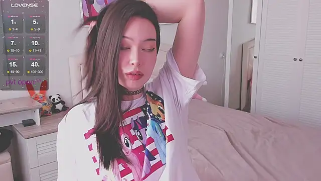 kittenrisha online show from 02/13/26, 04:52