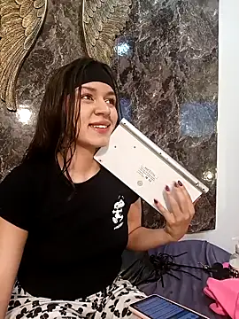 Danni shy online show from 02/23/25, 03:29