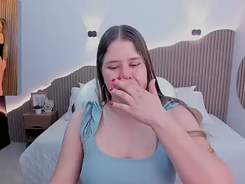 Annie kurt  online show from 02/24/26, 01:53