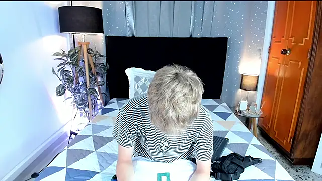 Brian-Ausslos online show from 01/19/25, 04:54