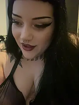 Gothicsiren online show from 03/21/25, 05:12