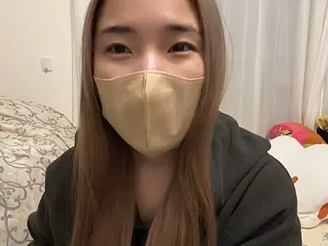 Snapshot of tamagochan8008 chatting on 01/15/25, 01:31 tamagochan8008 online show from 01/15/25, 01:31