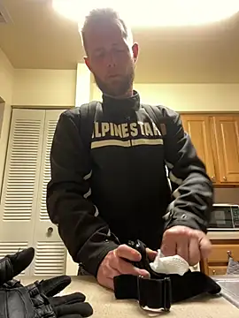 bjay1210 online show from 02/17/25, 02:31