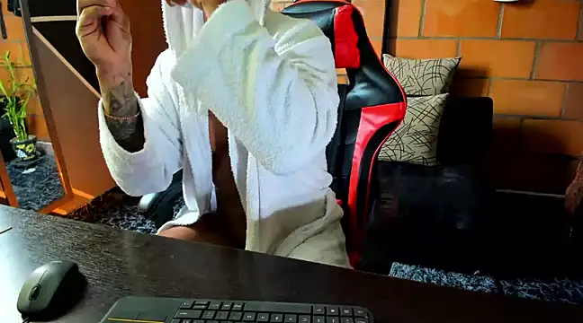 Adam Valenciia online show from 03/15/25, 05:59