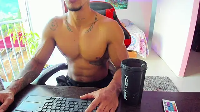 Adam Valenciia online show from 09/13/25, 10:42