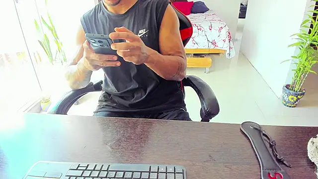 Adam Valenciia online show from 10/21/25, 03:46