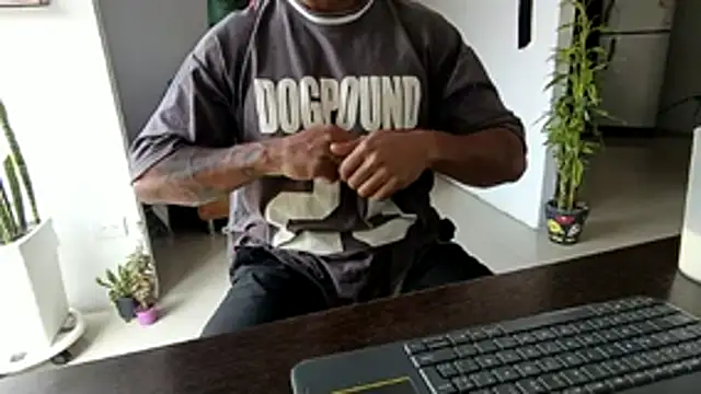 Adam Valenciia online show from 12/17/25, 06:14