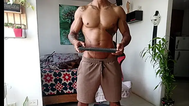 Snapshot of Adam_Valenciia chatting on 06/12/26, 02:49 Adam Valenciia online show from 06/12/26, 02:49