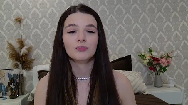 Snapshot of Nellie_Medina chatting on 01/21/25, 10:08 Nellie Medina online show from 01/21/25, 10:08