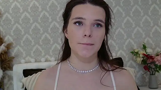 Snapshot of Nellie_Medina chatting on 03/12/25, 08:41 Nellie Medina online show from 03/12/25, 08:41