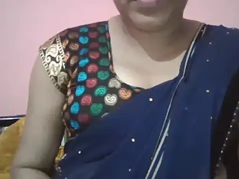 Hot-shanvi online show from 03/15/25, 08:26