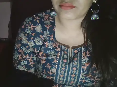 Hot-shanvi online show from 04/10/26, 05:06