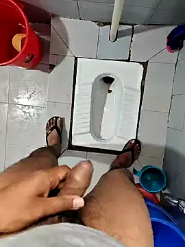 Snapshot of Whitehouse01 chatting on 01/06/25, 05:19 Whitehouse01 online show from 01/06/25, 05:19