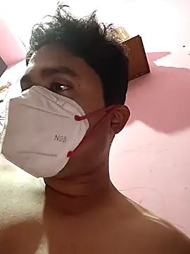 Snapshot of Whitehouse01 chatting on 02/26/25, 07:05 Whitehouse01 online show from 02/26/25, 07:05